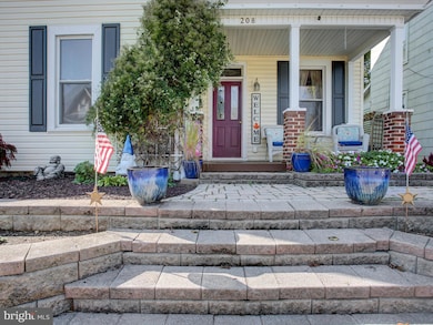 208 Hamilton Ave, Waynesboro, PA 17268 - photo 3