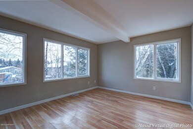 Living Room W/Wall Of Windows