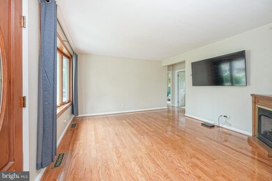 30 Farndale Rd, Somerdale, NJ 08083 - photo 2