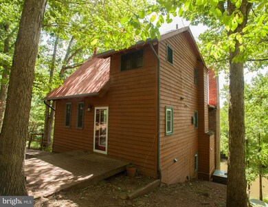 12612 Izaak Walton Dr, Bristow, VA 20136 - photo 3