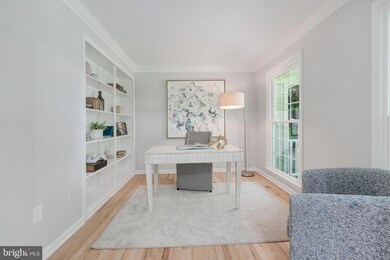 11920 Fawn Ridge Ln, Reston, VA 20194 - photo 4