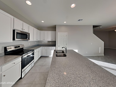 8633 E Posada Ave, Mesa, AZ 85212 - photo 5