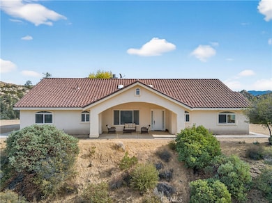 29499 Ozena, Maricopa, CA 93252 - photo 3