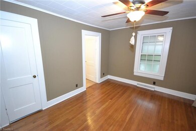 950 Uwharrie St, Asheboro, NC 27203 - photo 3