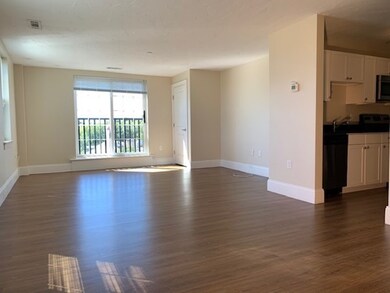 411 Main St unit 402, Stoneham, MA 02180 - photo 4