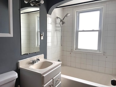 1425 Frederick St, Joliet, IL 60435 - photo 5