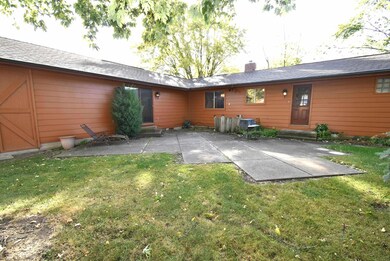 205 W South St, Boswell, IN 47921 - photo 7