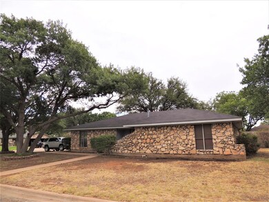 3217 Pheasant Dr, Abilene, TX 79606 - photo 3