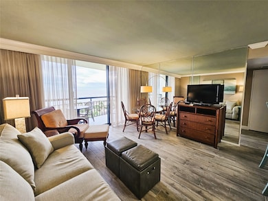 Living Area w/ view of Gulf