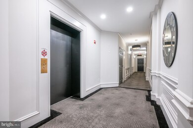 828 Slaters Ln unit 303, Alexandria, VA 22314 - photo 3