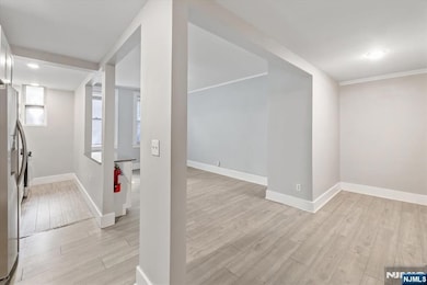 Melrose Hall unit 28, North Bergen, NJ 07047 - photo 5
