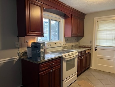 22 James St, Burlington, MA 01803 - photo 4