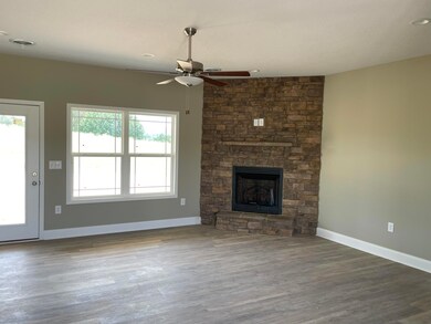 83221DE2-DA7C-4214-9EF4-96DB6A2F2D96