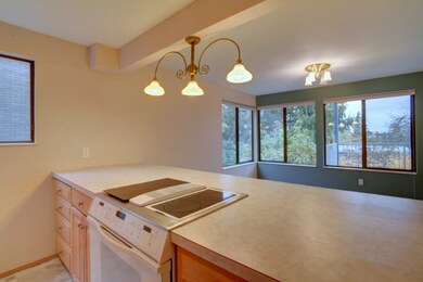 3434 25th Ave W unit 201, Seattle, WA 98199 - photo 7