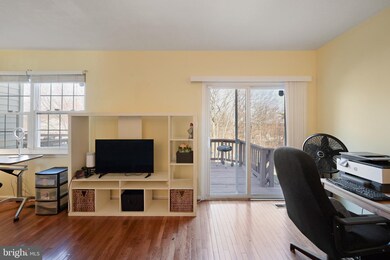 2746 Sweet Clover Ct, Silver Spring, MD 20904 - photo 7