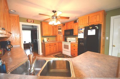 638 Keenon Rd, Harrodsburg, KY 40330 - photo 7