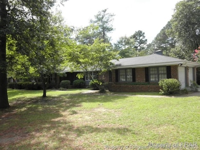 702 Murray Hill Rd, Fayetteville, NC 28303 - photo 2