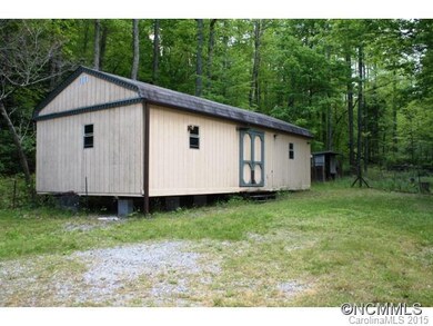 Outbuilding/barn heat electric