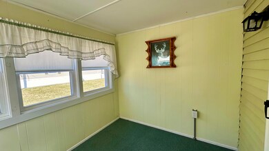 10 Deer Hill Ave - Mudroom Breezeway