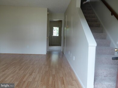 602 W 11th St, Front Royal, VA 22630 - photo 2