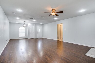 1005 Atlanta Dr unit 4, Bedford, TX 76022 - photo 3