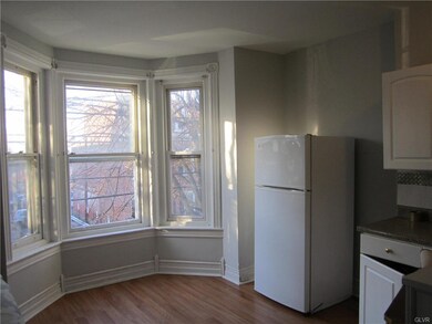 1030 W Linden St unit 2, Allentown, PA 18102 - photo 4