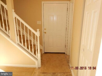 1240 Seron Ct, Sykesville, MD 21784 - photo 3