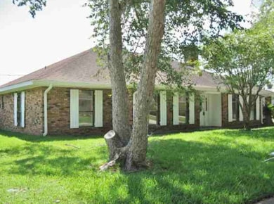 129 Belle Grove Dr, La Place, LA 70068 - photo 2