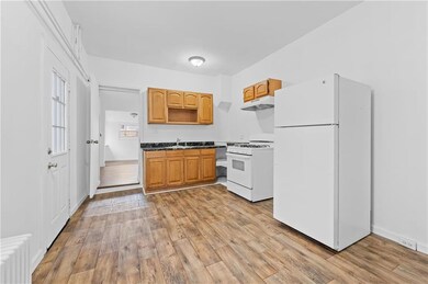 173 W Chew St, Allentown, PA 18102 - photo 7