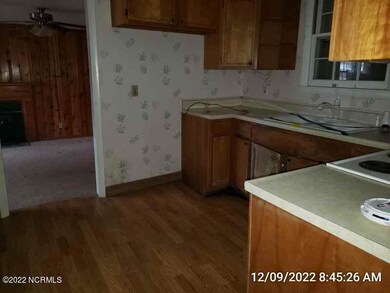 609 Doris Ave, Jacksonville, NC 28540 - photo 4