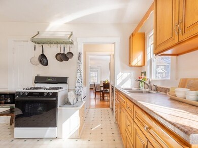 139-141 Harvard St unit 1, Newton, MA 02460 - photo 6