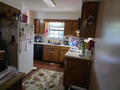 1201 Walter Ave, Crestview, FL 32536 - photo 4