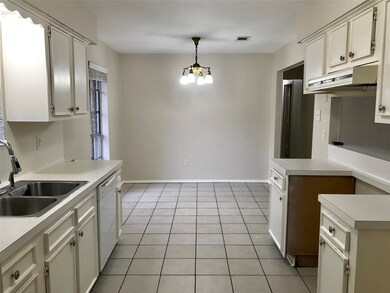 1913 E Allegro St, Houston, TX 77080 - photo 5