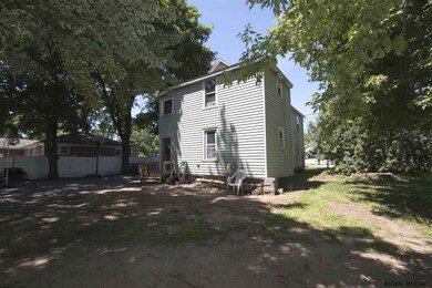 21 Everett Rd, Albany, NY 12205 - photo 5