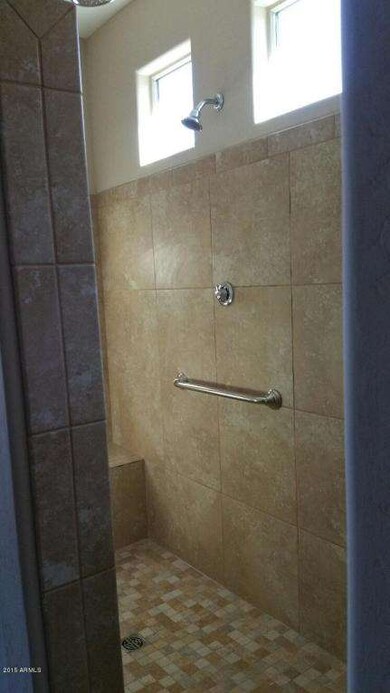 MASTER SHOWER