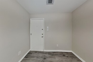 16731 N Blue Jay Dr, Conroe, TX 77385 - photo 6