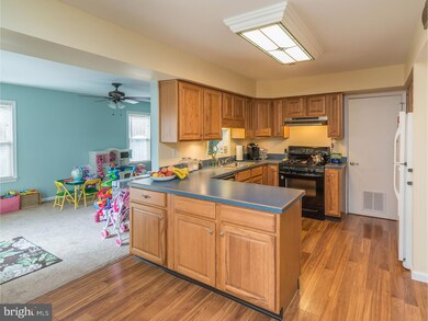 114 Downing Ct, Mount Laurel, NJ 08054 - photo 7