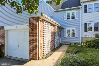 215 S 4th St, Womelsdorf, PA 19567 - photo 2