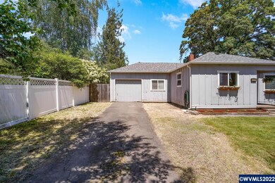 369 Bliler Ave NE, Salem, OR 97301 - photo 2