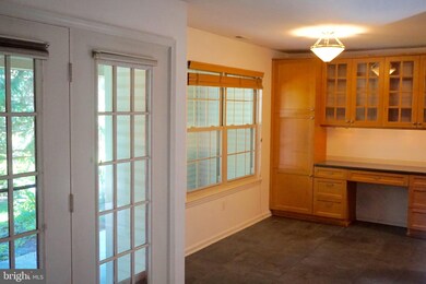 294 Tavistock unit C0294, Cherry Hill, NJ 08034 - photo 5