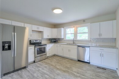 117 Whiteside St, Shelbyville, TN 37160 - photo 7