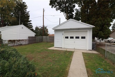 2821 105th St, Toledo, OH 43611 - photo 6