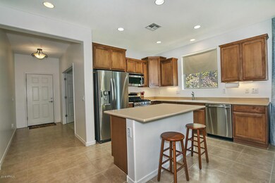 6603 W Mockingbird Way-large-007-016-Ent