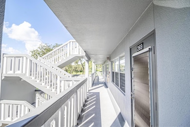 269 Suffolk G unit 269G, Boca Raton, FL 33434 - photo 2