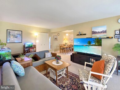 8727 Hayshed Ln unit 12, Columbia, MD 21045 - photo 4