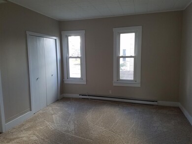 218 W Franklin St, Berne, IN 46711 - photo 5