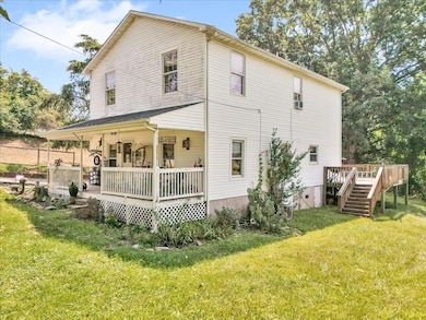 03-4090 Rockingham Blvd_03