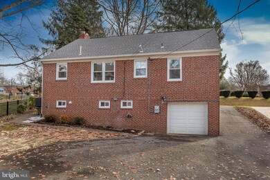 6704 Canongate Rd, Baltimore, MD 21239 - photo 7