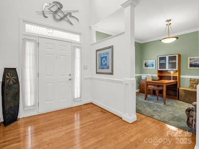 2137 6th St NW, Hickory, NC 28601 - photo 5