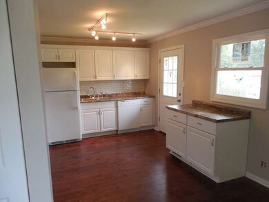 42 Austin Ave, Carpentersville, IL 60110 - photo 5